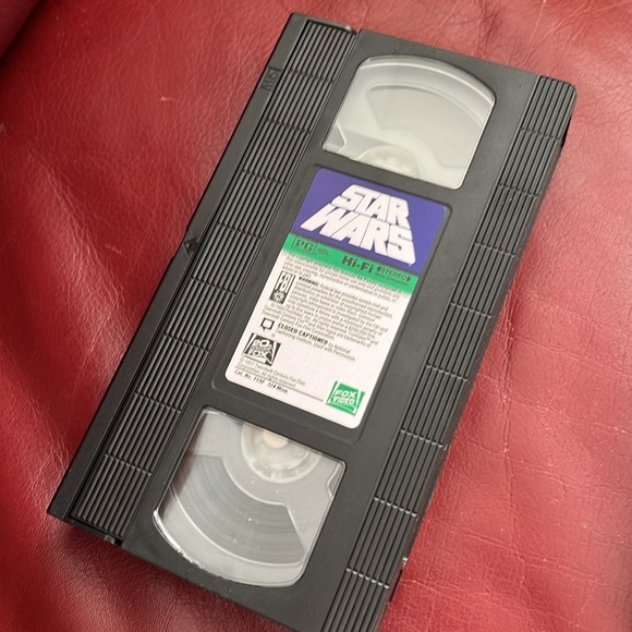 Vintage STAR WARS Trilogy VHS Box Set - Picture 3 of 6
